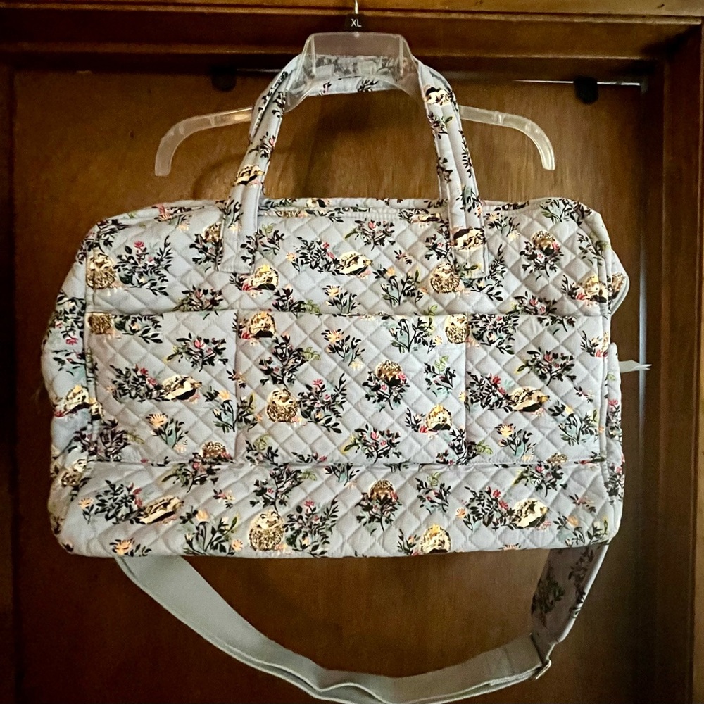 Vera Bradley Weekender Travel Bag Perrenial Gray Floral New Never Used